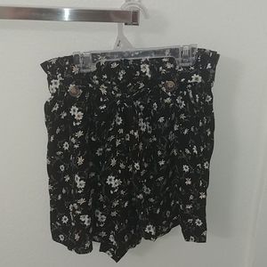 American Eagle Crinkle Shorts